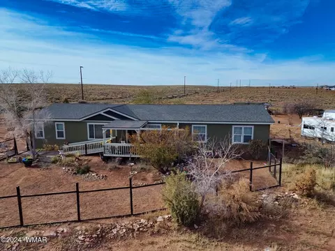 4402 Mclaws Rd, Holbrook, AZ 86025