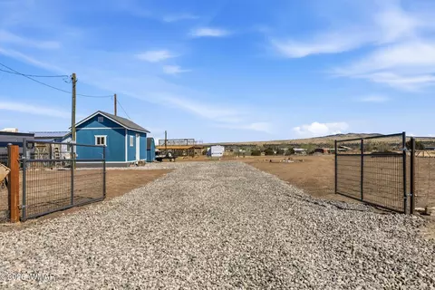 1601 E Becker Ln, Springerville, AZ 85938