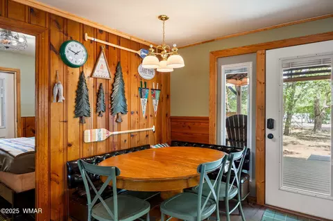 Dining - 1875 Pine St #2, Lakeside, AZ 85929 photo 3 of 3