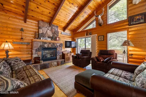 Living - 1875 Pine St #2, Lakeside, AZ 85929 photo 1 of 4