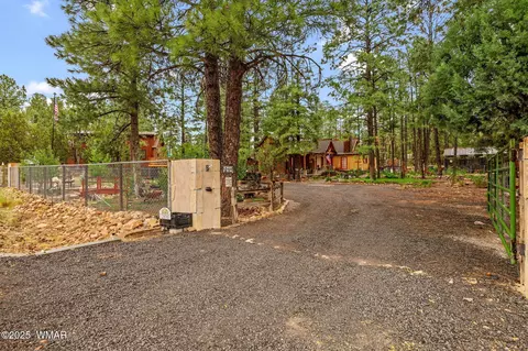 Exterior - 2891 Antelope Trl, Overgaard, AZ 85933 photo 14 of 15