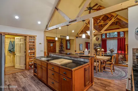 Kitchen - 2891 Antelope Trl, Overgaard, AZ 85933 photo 4 of 4