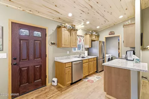 2934 Ransack Rd, Overgaard, AZ 85933 photo 13