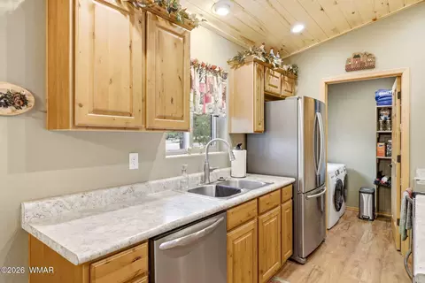 2934 Ransack Rd, Overgaard, AZ 85933 photo 15