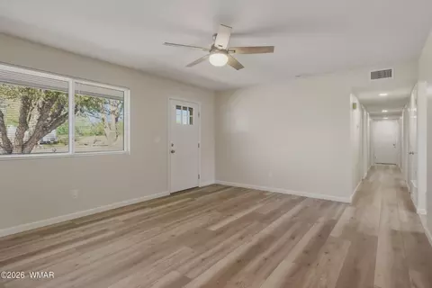 Living - 841 S 2nd E St, Snowflake, AZ 85937 photo 2 of 3