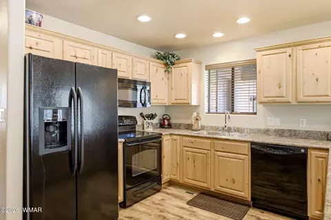 2877 Wahoo Rd, Overgaard, AZ 85933 photo 12