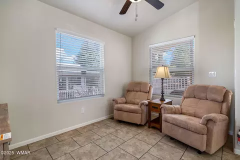 2206 Wrangler Way, Overgaard, AZ 85933 photo 9