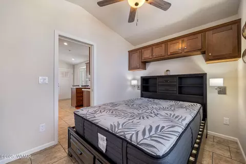 2206 Wrangler Way, Overgaard, AZ 85933 photo 15