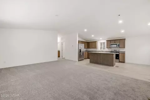 3515 Broken Arrow Rd, Overgaard, AZ 85933 photo 7