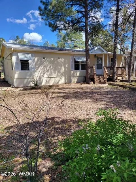 945 S 8th Dr, Show Low, AZ 85901
