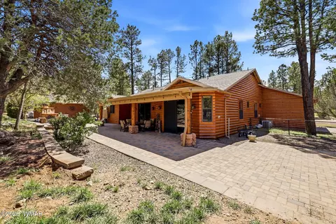 Exterior - 2236 Roundabout Way, Overgaard, AZ 85933 photo 6 of 11