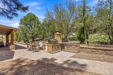 Exterior - 2236 Roundabout Way, Overgaard, AZ 85933 photo 5 of 11