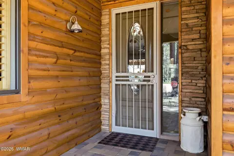 Exterior - 2236 Roundabout Way, Overgaard, AZ 85933 photo 2 of 11