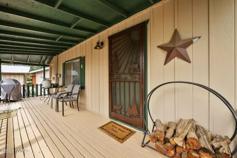 Exterior - 3566 Black Bear Run, Overgaard, AZ 85933 photo 2 of 7