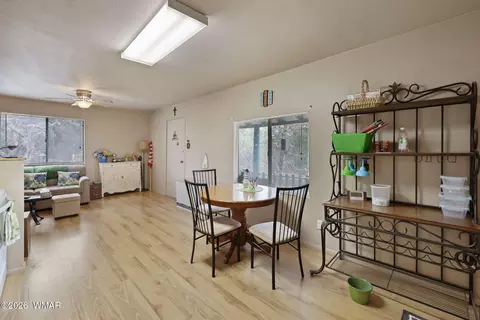 Dining - 3566 Black Bear Run, Overgaard, AZ 85933 photo 1 of 1