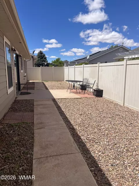 Exterior - 1060 E Adams St, Snowflake, AZ 85937 photo 5 of 6