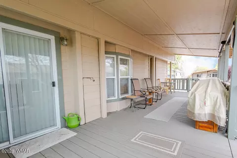 2217 Rodeo Rd, Overgaard, AZ 85933 photo 10
