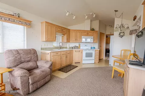 2217 Rodeo Rd, Overgaard, AZ 85933 photo 16