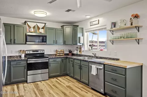 2596 Elk Run Loop, Show Low, AZ 85901