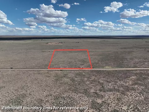 7938 Rapture Rd, Holbrook, AZ 86025