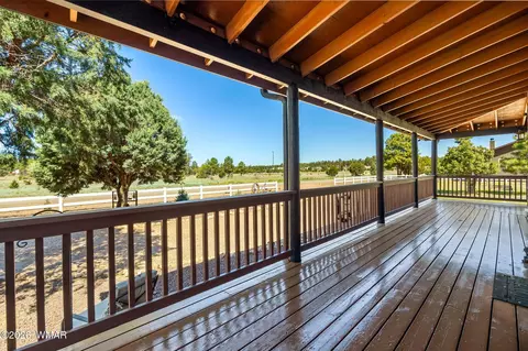 Exterior - 2757 Sunflower Dr, Overgaard, AZ 85933 photo 3 of 10