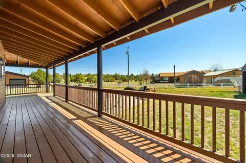 Exterior - 2757 Sunflower Dr, Overgaard, AZ 85933 photo 6 of 10