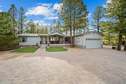 2060 W Pine Grove Dr, Show Low, AZ 85901