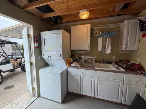 8235 Rainbow Loop, Show Low, AZ 85901 photo 23