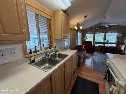 8235 Rainbow Loop, Show Low, AZ 85901 photo 13