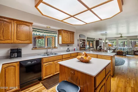 Kitchen - 2922 Pine Rim Rd, Overgaard, AZ 85933 photo 3 of 4