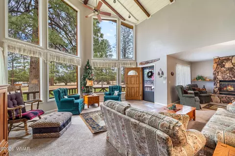 Living - 2922 Pine Rim Rd, Overgaard, AZ 85933 photo 2 of 7