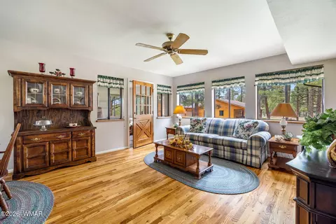 Living - 2922 Pine Rim Rd, Overgaard, AZ 85933 photo 6 of 7