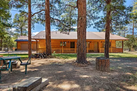 Exterior - 2924 Pine Rim Rd, Overgaard, AZ 85933 photo 2 of 13