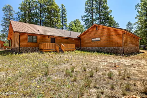 Exterior - 2924 Pine Rim Rd, Overgaard, AZ 85933 photo 8 of 13