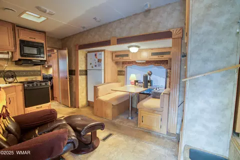 2201 E Quarter Horse Way, Show Low, AZ 85901 photo 6