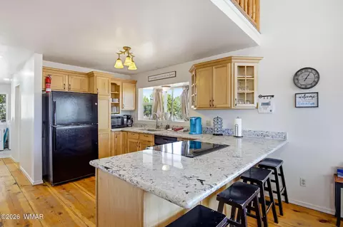 Kitchen - 3418 Aztec Dr, Overgaard, AZ 85933 photo 1 of 3