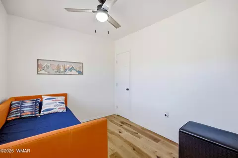 Bedroom - 3418 Aztec Dr, Overgaard, AZ 85933 photo 8 of 8