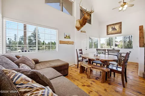 Dining - 3418 Aztec Dr, Overgaard, AZ 85933 photo 1 of 2
