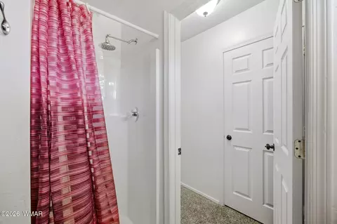 Bath - 3418 Aztec Dr, Overgaard, AZ 85933 photo 4 of 5
