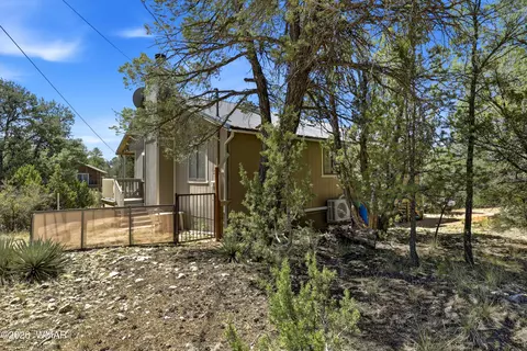 Exterior - 1992 Red Deer Run, Overgaard, AZ 85933 photo 8 of 8