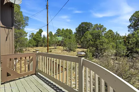 Exterior - 1992 Red Deer Run, Overgaard, AZ 85933 photo 7 of 8
