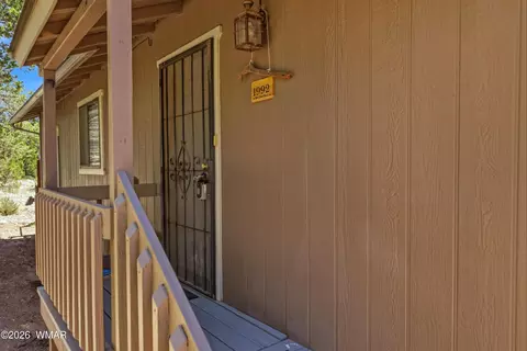 Exterior - 1992 Red Deer Run, Overgaard, AZ 85933 photo 4 of 8