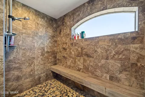 Bath - 75 E 1st Ave, Eagar, AZ 85925 photo 3 of 5