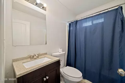 Bath - 341 N Brant Dr, Eagar, AZ 85925 photo 1 of 5