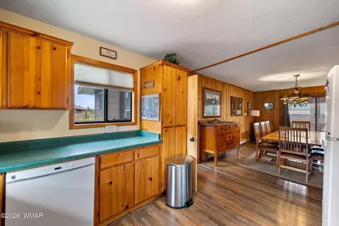 Kitchen - 85 N Main St, Greer, AZ 85927 photo 3 of 4