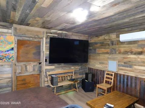 Living - 85 N Main St, Greer, AZ 85927 photo 6 of 6