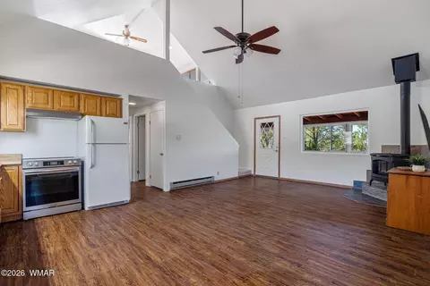 Living - 3370 Turkey Run, Overgaard, AZ 85928 photo 3 of 3
