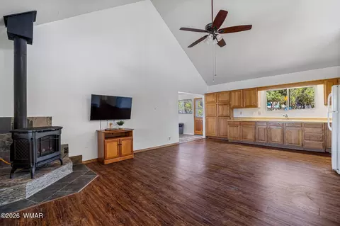Living - 3370 Turkey Run, Overgaard, AZ 85928 photo 1 of 3
