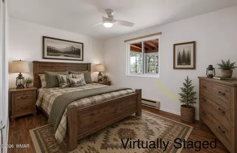 Bedroom - 3370 Turkey Run, Overgaard, AZ 85928 photo 4 of 6