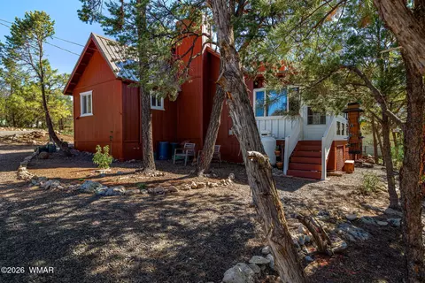 Exterior - 3370 Turkey Run, Overgaard, AZ 85928 photo 5 of 9